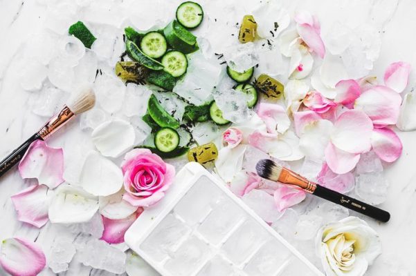 Công thức làm mặt nạ đá viên dưỡng da cho ngày hè nắng nóng